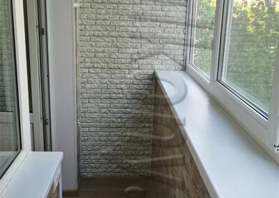 obhivka balkona laminatom2